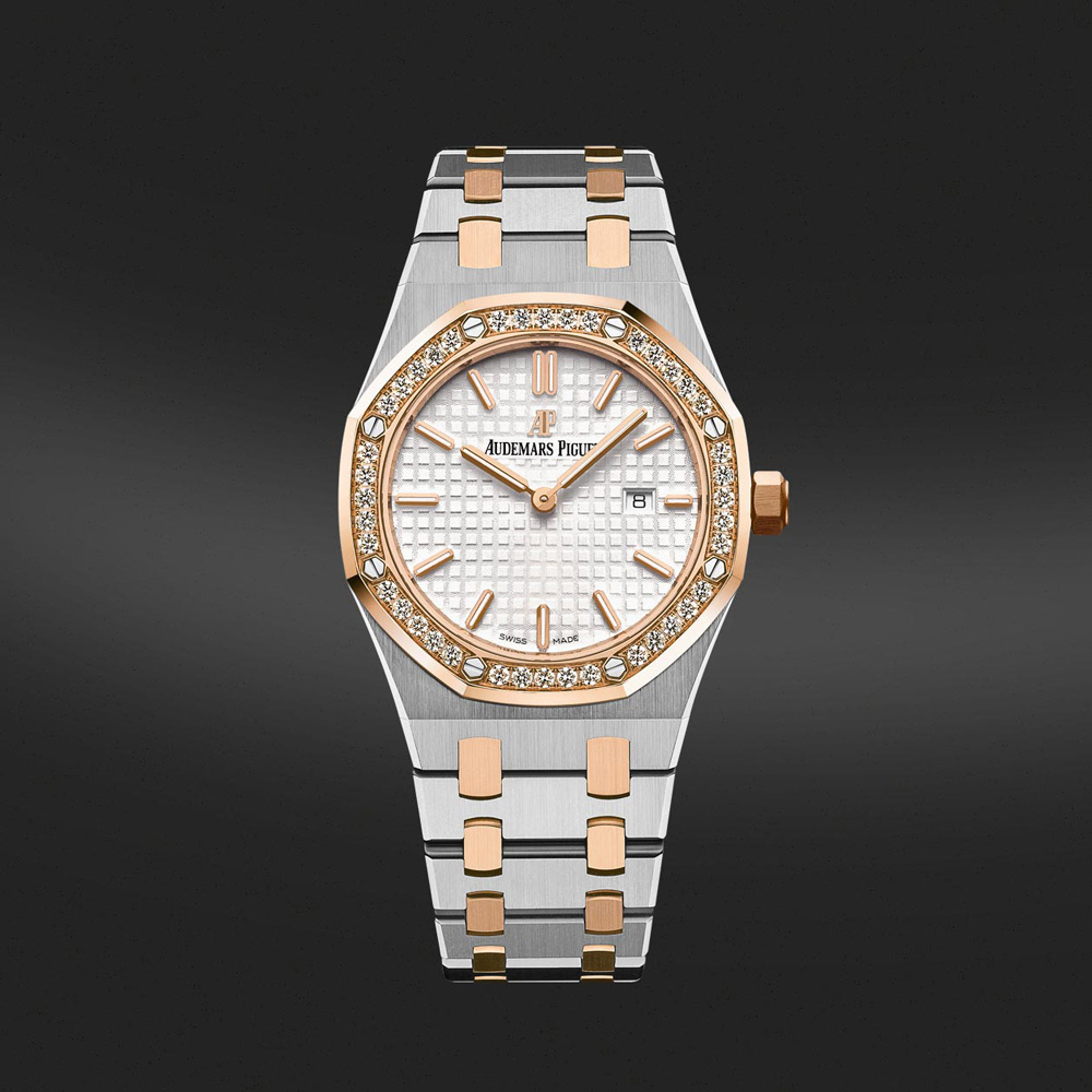 Audemars Piguet Royal Oak Quartz Watch 67651SR.ZZ.1261SR.01