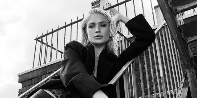 ROX Star - Cool Girl Winter Related